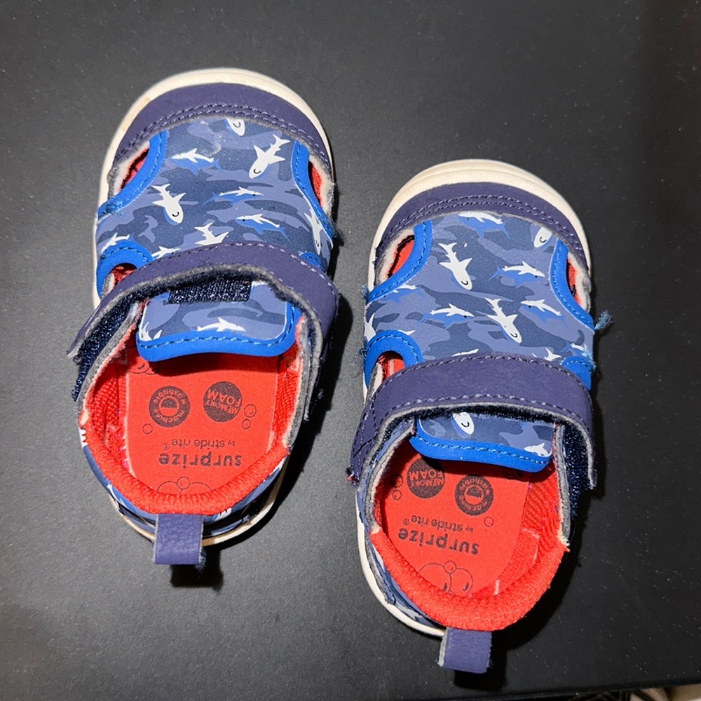 Shark shoes